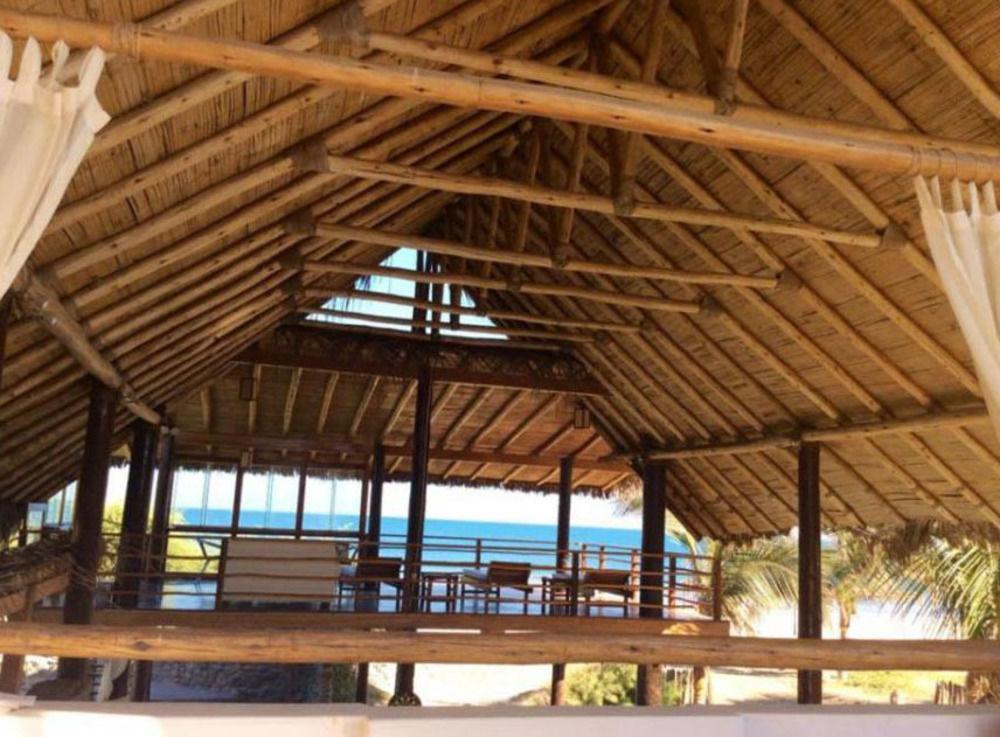 Hotel Villa Sirena Vichayito Exterior photo